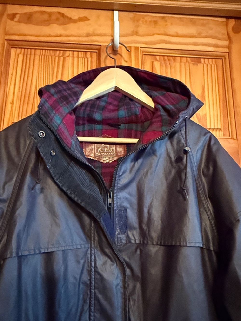 Vintage Woolrich Waxed Cotton Charcoal Hooded Trench Coat - Picture 3 of 13